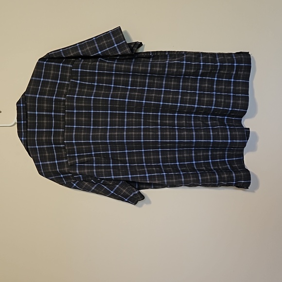 George Mens Blue, Gray, and black plaid short sleeve button down shirt - Picture 6 of 6